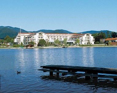 Welcome to the Dorint Sofitel Seehotel &Uuml;berfahrt